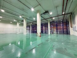 Exel Supply Chain Hub (D17), Warehouse #578701961
